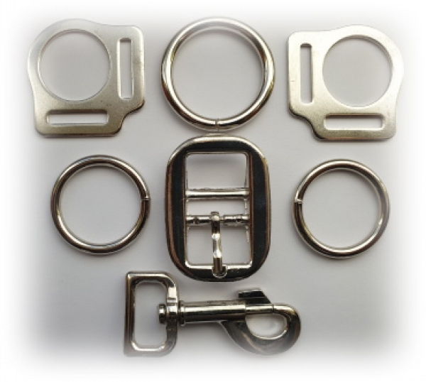 Pferdehalfter / SHS - Ösen  * Braun *